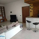 Affitto 1 camera appartamento di 110 m² in Gorla Maggiore