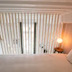 Appartement de 377 m² avec 1 chambre(s) en location à Lyon