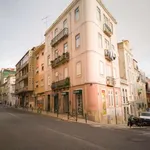 Rent 1 bedroom apartment of 30 m² in lisbon