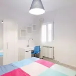 Rent 3 bedroom apartment in Madrid