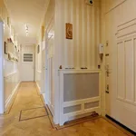 Huur 3 slaapkamer appartement van 150 m² in Den Haag