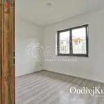 Pronajměte si 1 ložnic/e dům o rozloze 230 m² v Neveklov