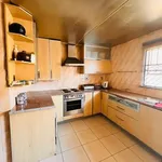 Rent 3 bedroom house in Soweto