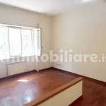 Rent 4 bedroom apartment of 120 m² in Rome