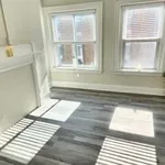 Rent 2 bedroom apartment in Worcester