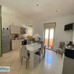 Affitto 3 camera appartamento di 77 m² in Palermo