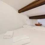 Rent 1 bedroom apartment in Florence