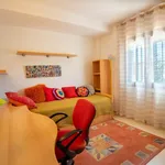 Rent 4 bedroom house of 161 m² in Marbella