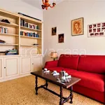 Rent 4 bedroom apartment of 120 m² in Roma