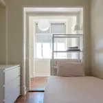 Rent 7 bedroom apartment in Lisbon