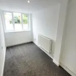 Rent 3 bedroom flat in East Midlands