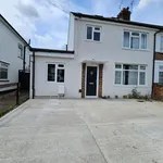 Rent 6 bedroom house in South East England