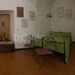 Rent 4 bedroom apartment of 93 m² in Noli