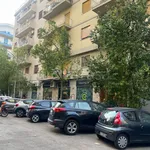 Affitto 4 camera appartamento di 130 m² in Palermo