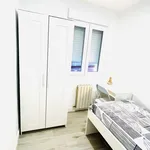 Rent a room of 85 m² in madrid