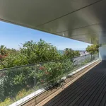 Rent 3 bedroom apartment of 179 m² in Cascais