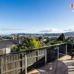 Rent 3 bedroom apartment in Dunedin