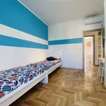 Rent a room in milan