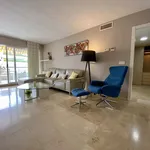 Rent 2 bedroom apartment of 1076 m² in Marbella