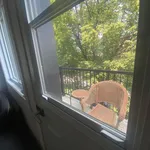 Rent a room in Montreal