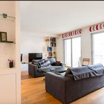 Appartement de 550 m² avec 1 chambre(s) en location à Paris