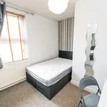 Rent 5 bedroom house in Leeds