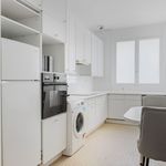 Appartement de 710 m² avec 1 chambre(s) en location à Paris