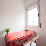 Rent a room of 60 m² in valencia