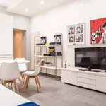 Rent 1 bedroom apartment of 55 m² in Milano