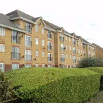 Flat to rent in Columbia Wharf Road, Grays, Essex RM17