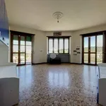 Affitto 3 camera appartamento di 78 m² in Villafranca d'Asti