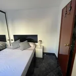 Rent 3 bedroom apartment in Barcelona