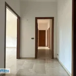 Rent 5 bedroom apartment of 148 m² in Rome