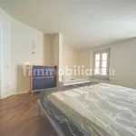 Rent 4 bedroom apartment of 90 m² in Lucca