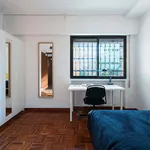 Rent a room of 250 m² in Madrid