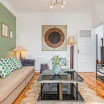 Rent 5 bedroom apartment of 103 m² in Lisbon