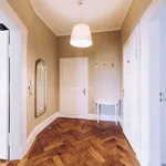 Rent 1 bedroom apartment of 807 m² in Stuttgart