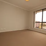 Rent 4 bedroom house in gungahlin