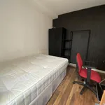 Rent 4 bedroom flat in Leicester