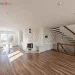 Rent 5 bedroom apartment of 286 m² in Horoměřice