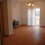 Alquilo 2 dormitorio casa de 150 m² en Castellon']