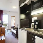 Rent 1 bedroom apartment of 21 m² in Lyon