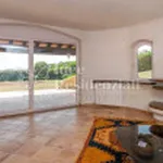 Rent 3 bedroom house of 190 m² in Palau