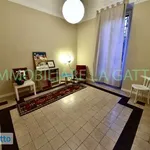 Rent 2 bedroom apartment of 60 m² in Milan