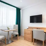 Rent 1 bedroom apartment of 23 m² in Düsseldorf