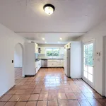 Rent 5 bedroom house of 235 m² in Long Beach