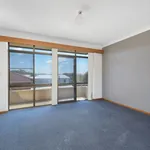 Rent 3 bedroom house in Port Macquarie