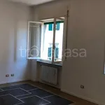 Affitto 8 camera appartamento di 200 m² in Livorno