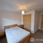 Rent 3 bedroom flat in Aberdeen