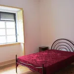 Rent 4 bedroom apartment in Lisbon